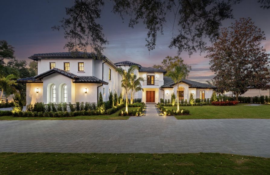 Andria Tagliari afirma que o projeto de design de interiores pode melhorar o investimento em uma vacation home.