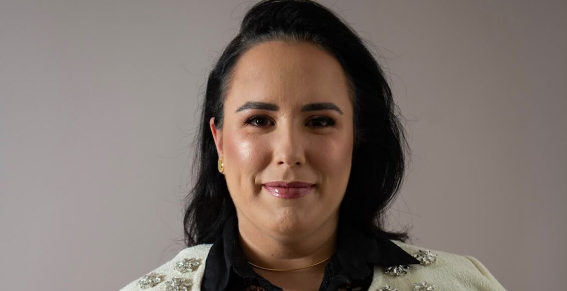 Dra. Elize Franco Rolim de Moura, especialista em Cirurgia Ginecológica Minimamente Invasiva.
