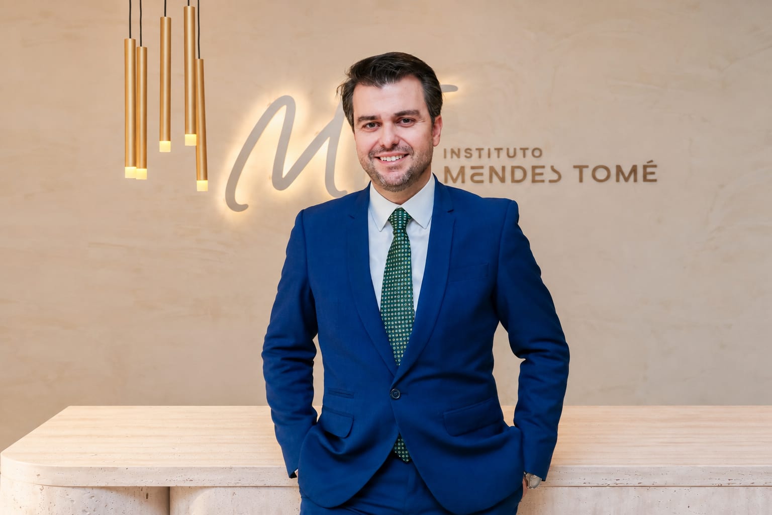 Urologista Alberto Tomé, referência em diagnóstico e tratamento do câncer de próstata no Paraná.
