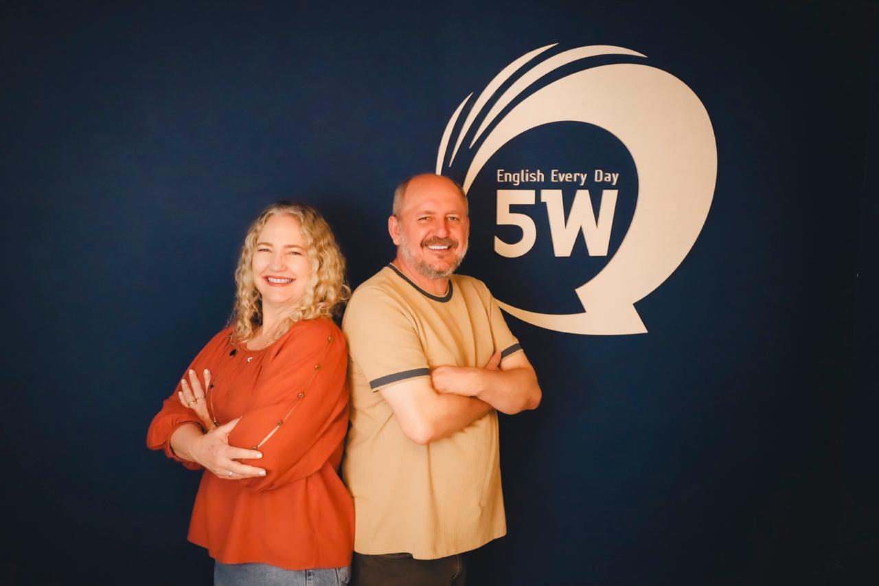 5W English, braço da Global Way Idiomas, oferece método, material, marca e suporte a professores de inglês, sem o formato de franquia.