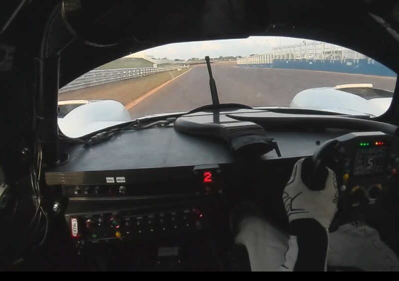 Daniel Lancaster revela seu cockpit antes da etapa do Endurance Brasil