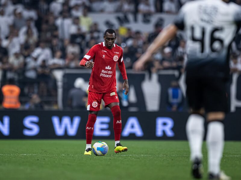“Sentimos o silêncio depois que o telefone para de tocar”: jogadores e ex-jogadores criam plataforma para atletas sem clube, a Empregol